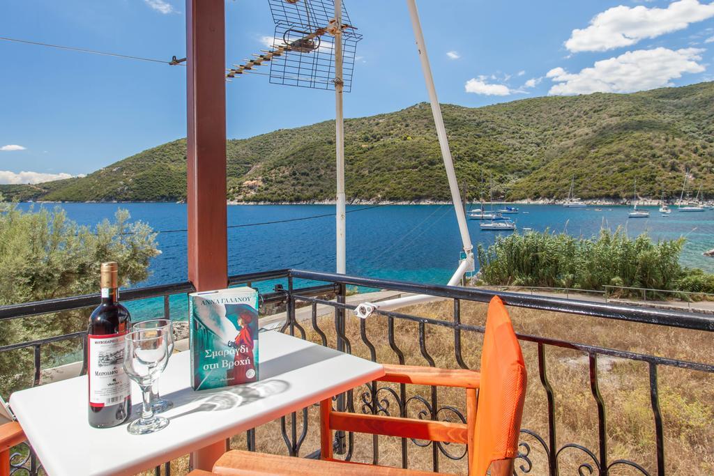 Ionio Sea Poros Studios Mikros Gialos Eksteriør bilde