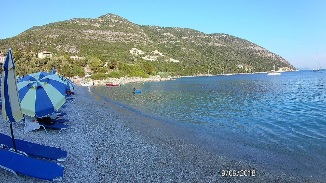 Ionio Sea Poros Studios Mikros Gialos Eksteriør bilde